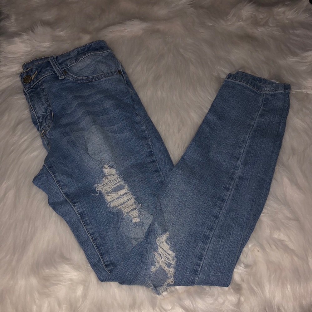 Cred NY skinny jeans with holes *new without tags*
